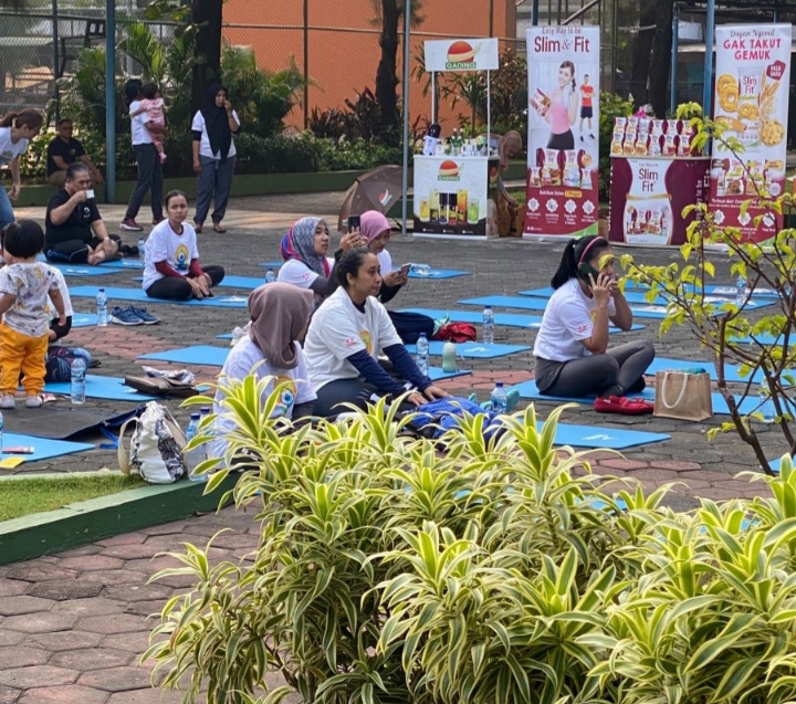 Indian Association Surabaya Gelar International Day of Yoga Event 2023 di Singapore National Academy (SNA)