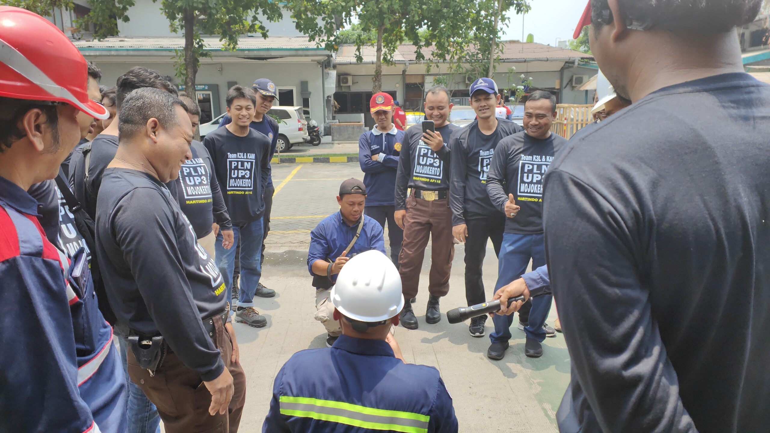 Kolaborasi PLN UP3 Mojokerto, Damkar Kabupaten Mojokerto dan PMI Kota Mojokerto hadirkan Kesiapsiagaan dalam Antisipasi Bahaya Kebakaran Serta Tanggap Darurat